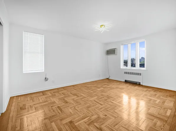 3099 Brighton 1st Place image 19 of 21