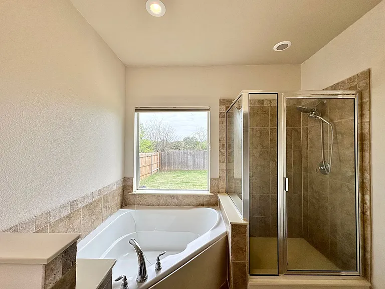 705 Marshall Dr — Photo 25