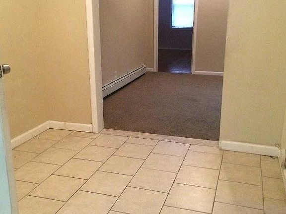 3rd image of 11718 Rockaway Blvd