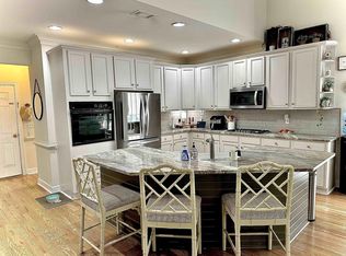 610 Links View Dr, Buford, GA 30518