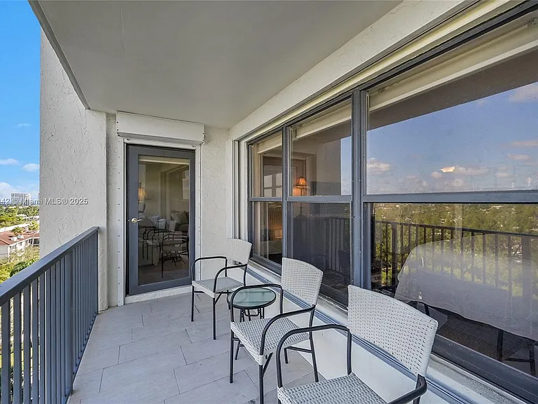 3200 N Port Royale Dr N #1009 — Photo 26