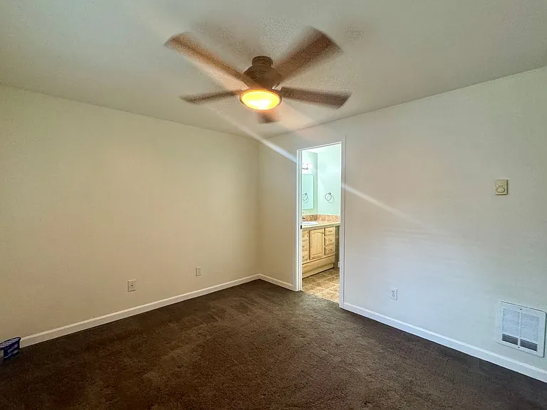 3265 NE McWilliams Rd — Photo 14