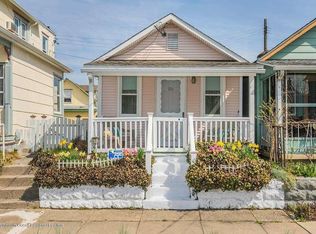 107 1/2 Cookman Ave, Ocean Grove, NJ 07756