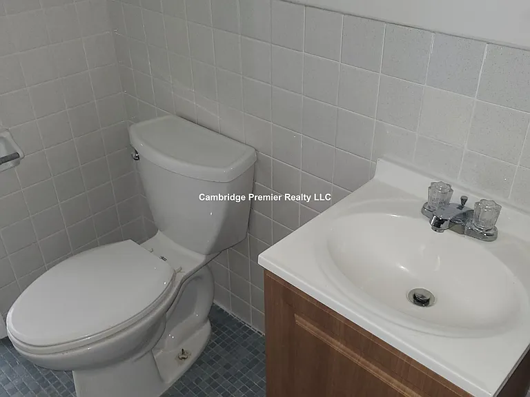 796 Main St #17 — Photo 5