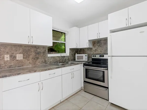 2738 Fillmore St APT 10W, Hollywood, FL 33020