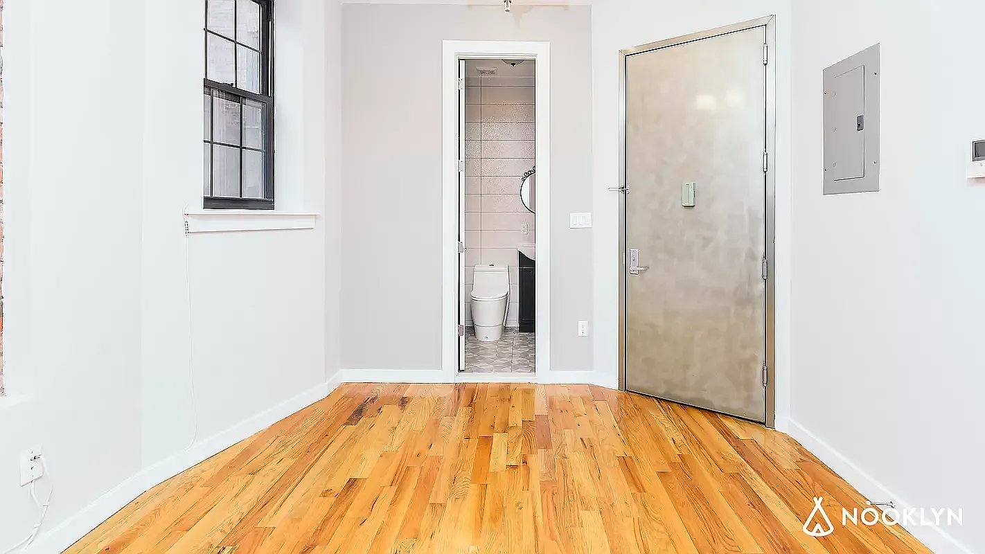 381 South 3rd Street — Photo 3