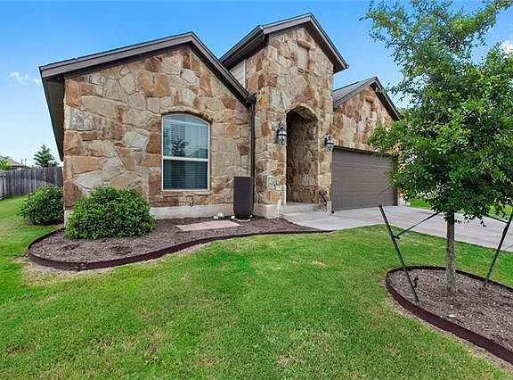 3rd image of 185 Painted Desert Ln