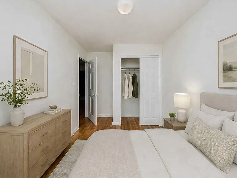 99 Stockton St #2R — Photo 2