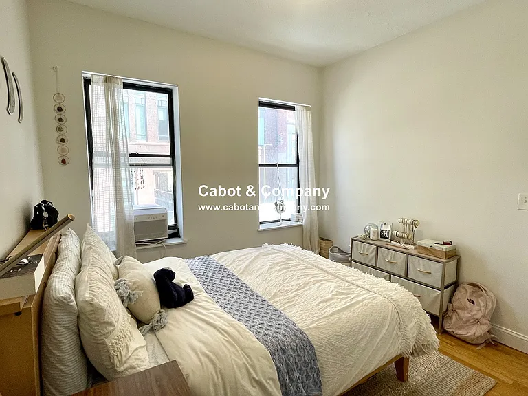 225 E Berkeley St #PENTHOUSE — Photo 3