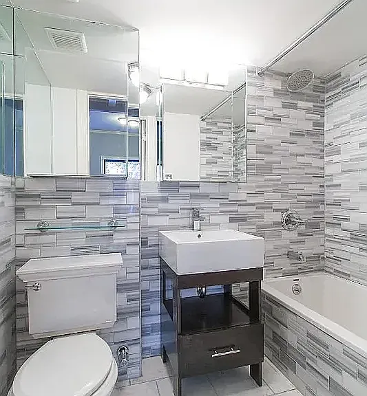 334 E 6th St #8 — Photo 4