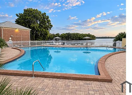Studio, 500 sqft, $1,099 — Photo 4