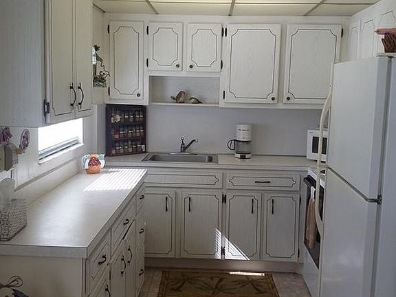 2nd image of 101 Cambridge Trl APT 216