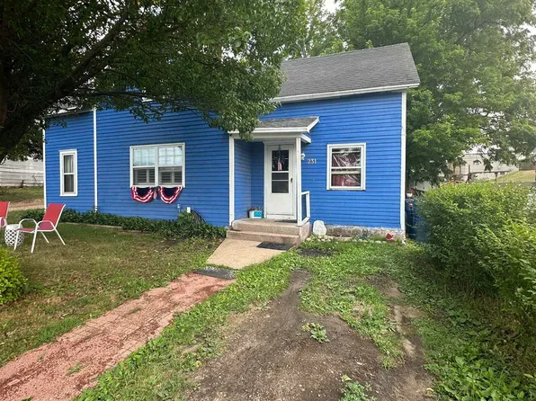 231 Lovely Ave, Baltic, SD 57003