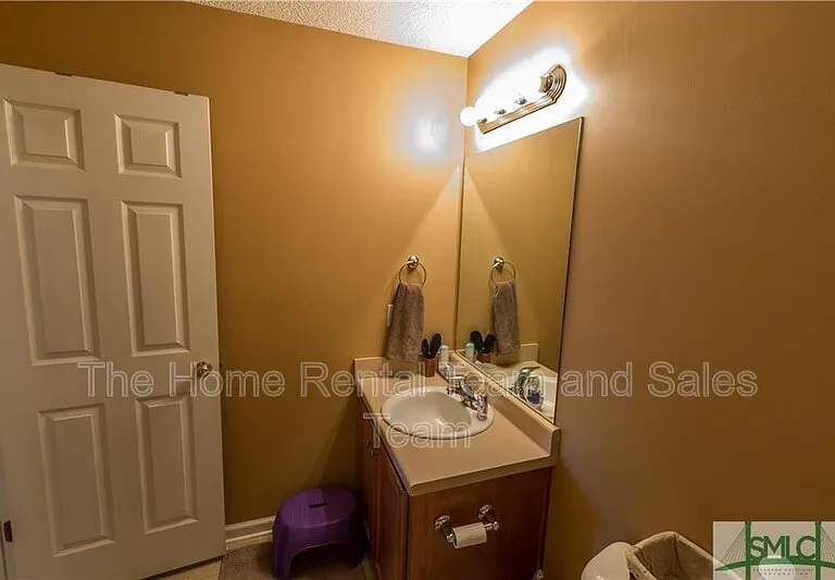 258 Lancaster Way — Photo 15