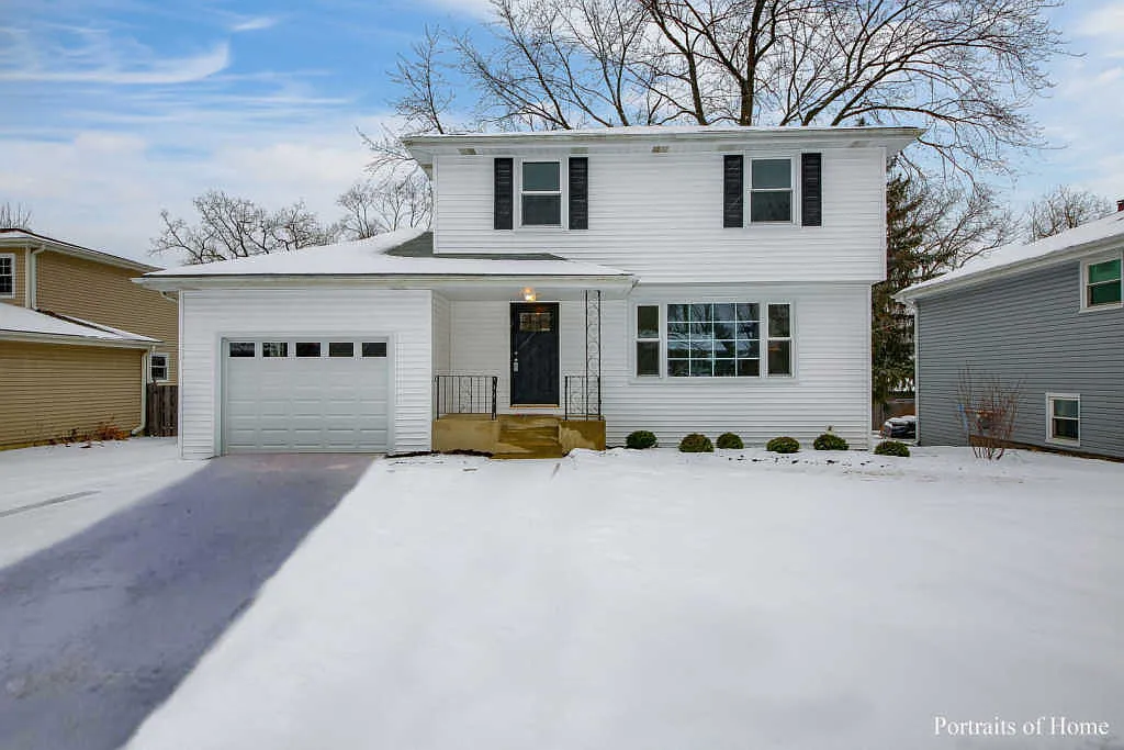 444 Elm St photo 1