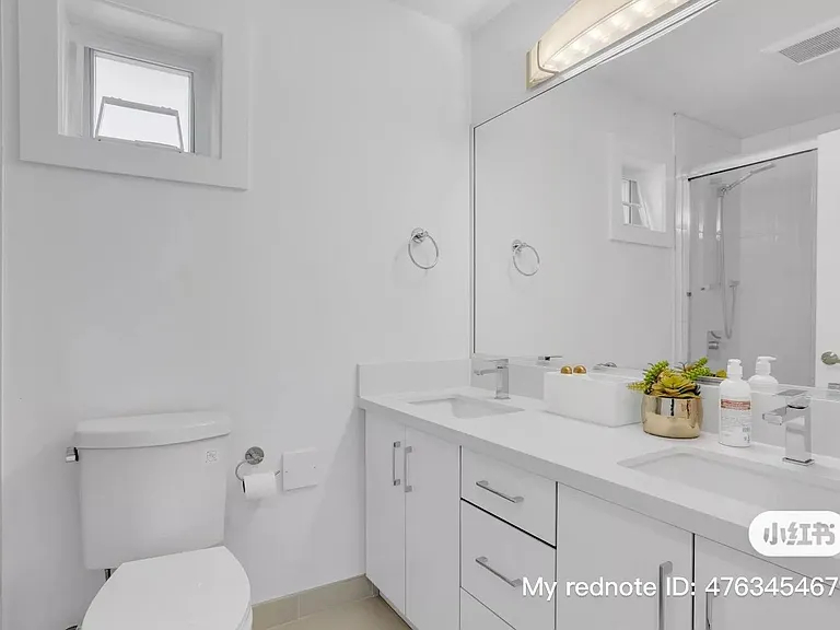 625 W 53rd Ave #3 — Photo 8