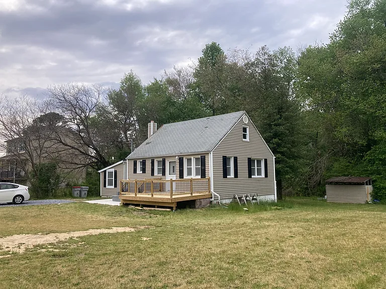 W Elmer Rd — Photo 1