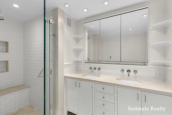 Sold by (Legacy) Shelli Scrimale, LREB | media 7