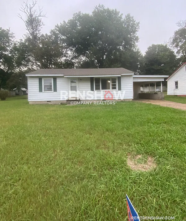 3 bed, 1.0 bath, 996 sqft, $850 — Photo 1