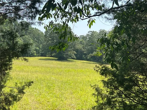 156 Wentink Rd, Central, SC 29630