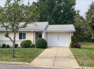 Rossmoor L.w. Mutal #18, Silver Spring, MD 20906