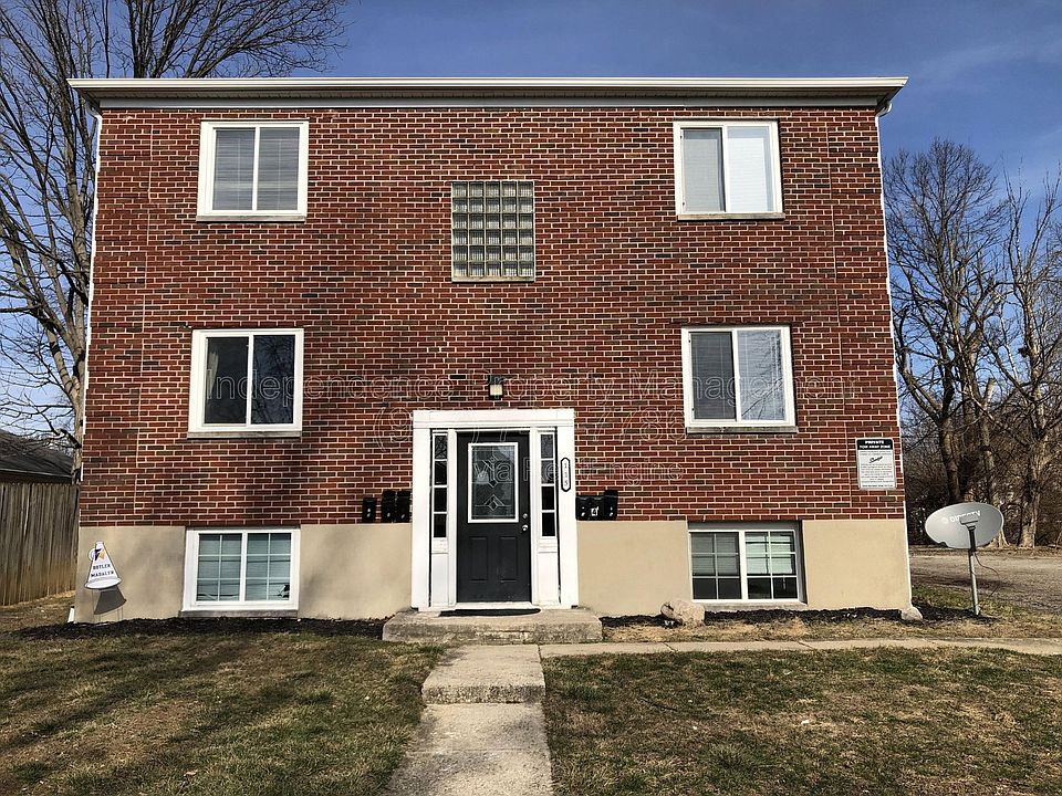 1st image of 115 Scott Ave APT 4