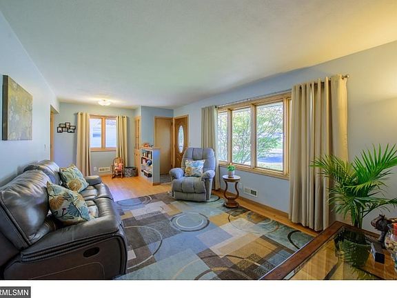 Tons of natural light throughout!