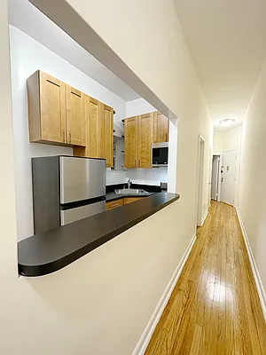 Rented by City Connections Realty | media 14