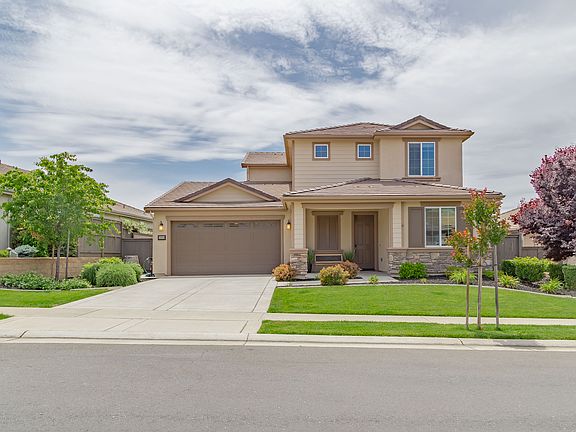 2nd image of 3060 Aldridge Way