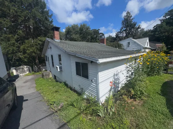43-43 Ossamequin Rd #A, Billerica, MA 01821