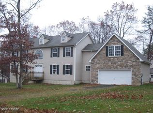 35 Thorin Way, Tamiment, PA 18371