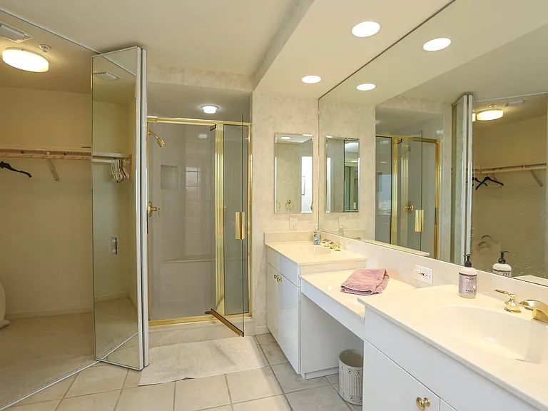 430 Cove Tower Dr #1202 — Photo 54