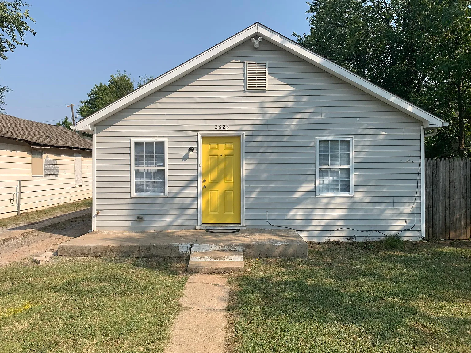 3 bed, 1248 sqft, $1,200 — Photo 1