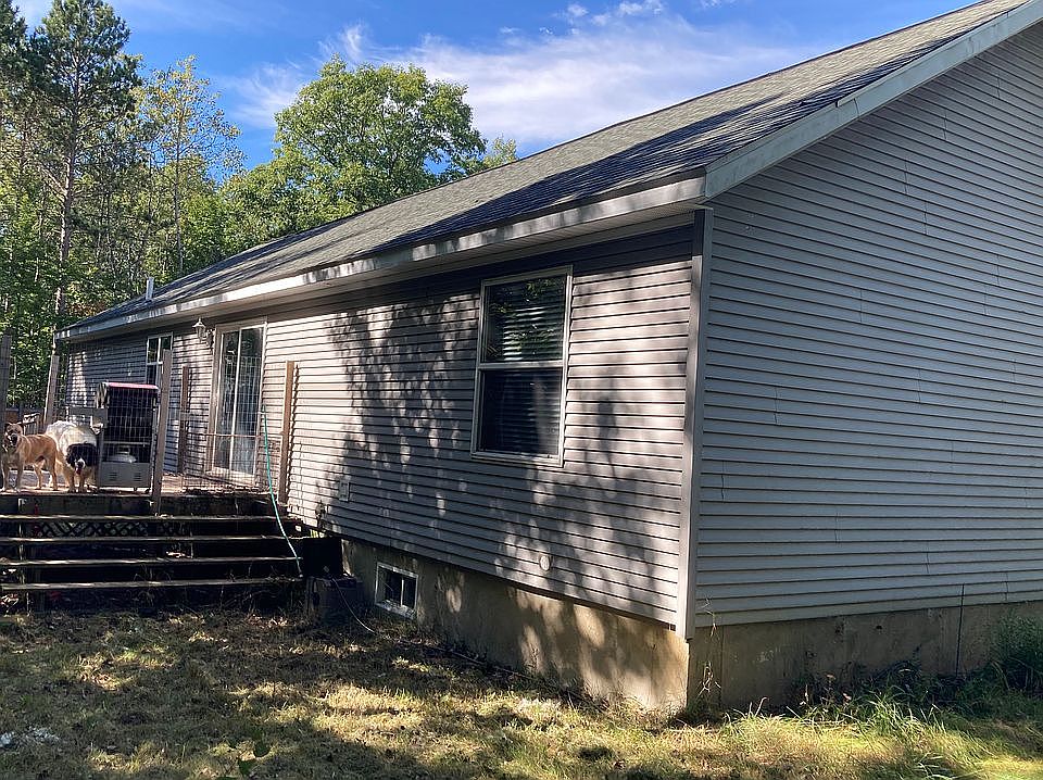 1st image of 1760 Fairways Dr NE