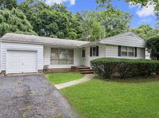 33 Whittier Blvd, Poughkeepsie, NY 12603