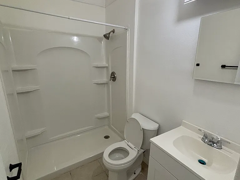 1265 Pinewood Dr #1 — Photo 3