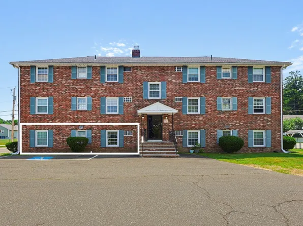 15 Frank St APT 1, Dracut, MA 01826