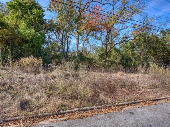 917 7th Ave, Phenix City, AL 36867