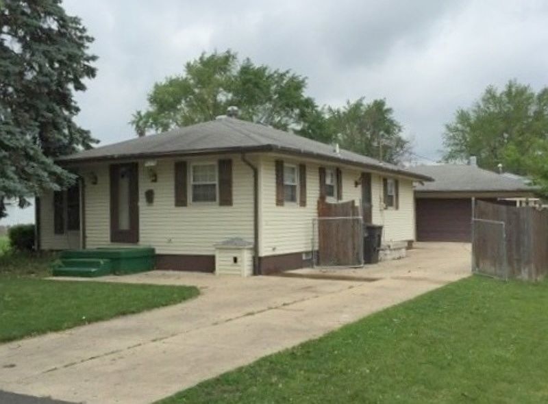 1st image of 429 Enxing Ave