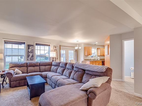 4th image of 3143 Blue Grass Ln