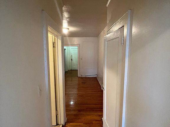 2nd image of 46 Hill St #207