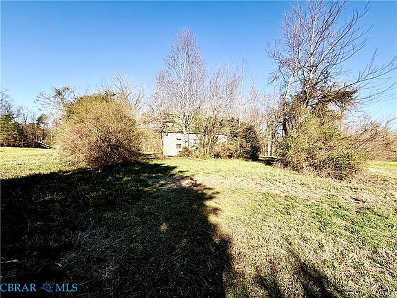 5th image of 415 Philpot Rd