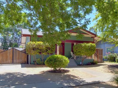 4860 U St, Sacramento, CA, 95817