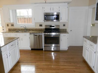 28 Hollis St, Brockton, MA, 02302