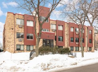 520 Ridgewood Ave APT 101, Minneapolis, MN 55403