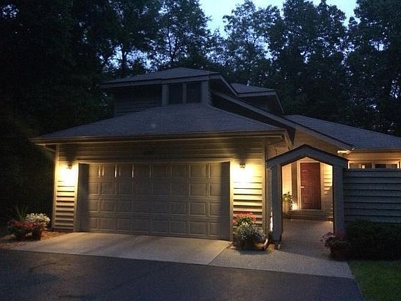4th image of 200 Grandview Ave