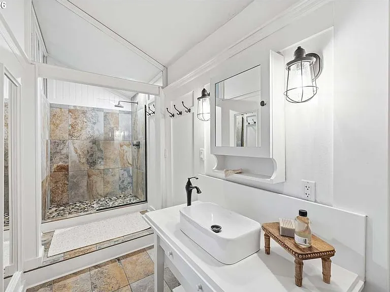 611 Ridgeway Rd — Photo 30