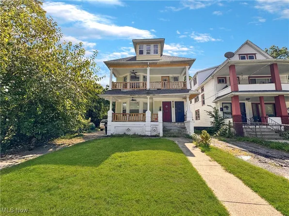 9208 Pierpont Ave, Cleveland, OH 44108