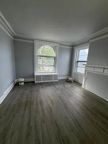 325 Roseville Ave Photo 1