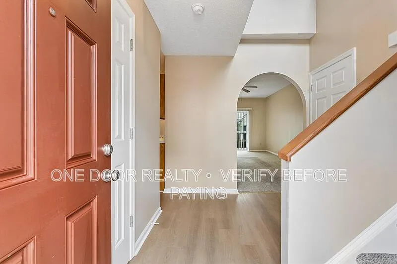 3 bed, 2.5 bath, 1475 sqft, $2,275 — Photo 3